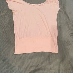 Rebecca Beeson ‎ Top